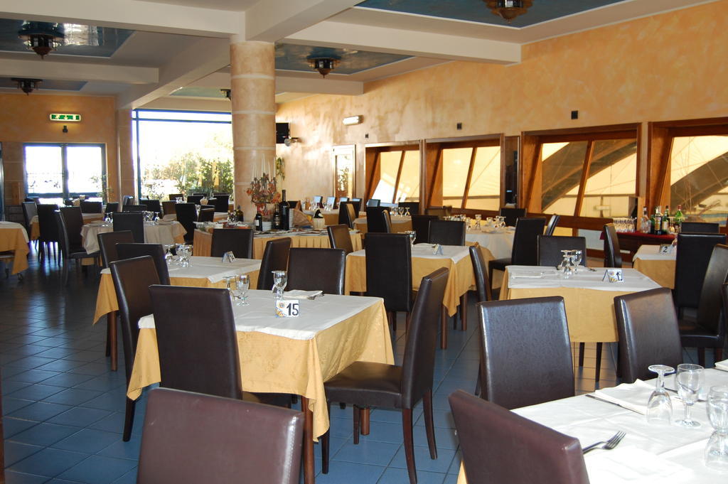 Hotel Club Pegaso Marina di Melilli Eksteriør billede