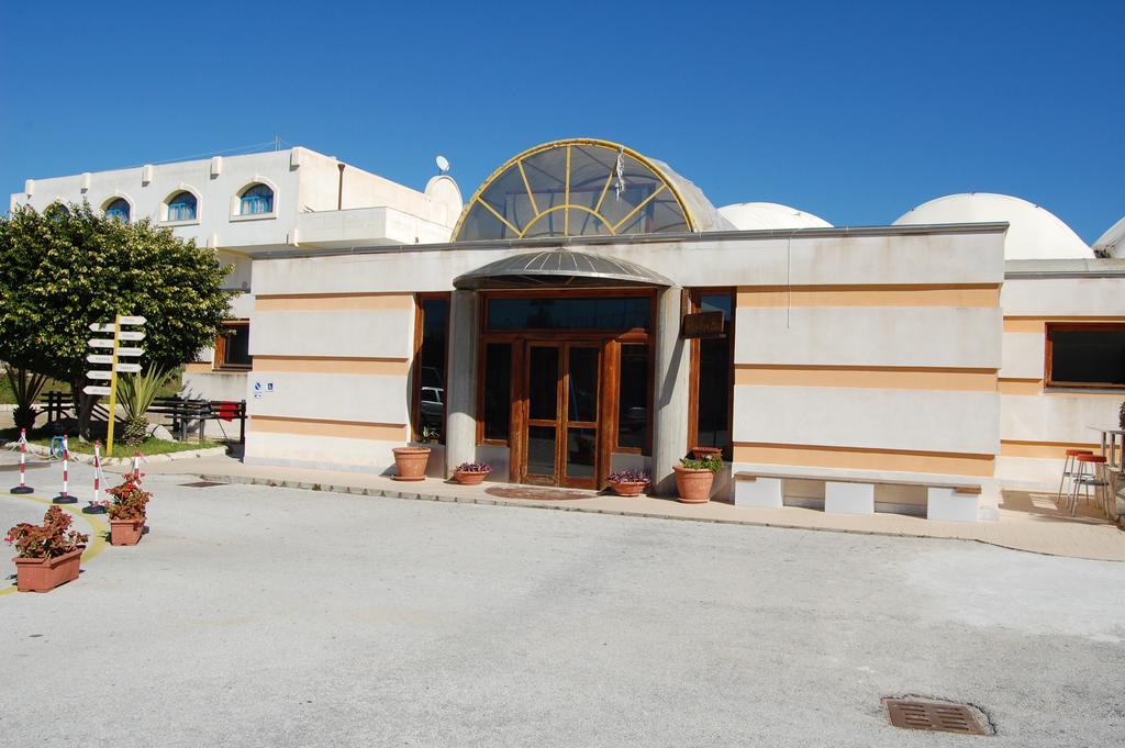 Hotel Club Pegaso Marina di Melilli Eksteriør billede